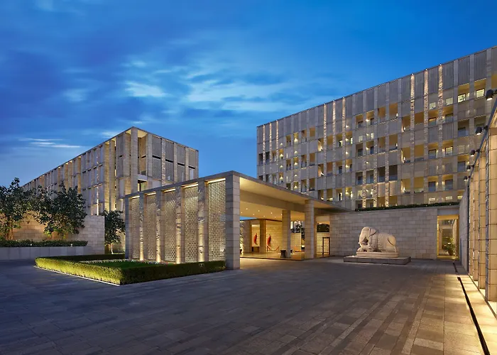 The Lodhi - A Member Of The Leading Hotels Of The World New Delhi